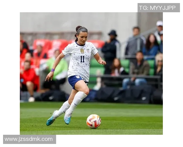 女足球星的女朋友是谁？揭秘她们背后的感情故事和甜蜜生活